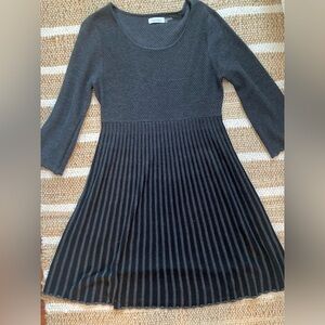Calvin Klein Sweater Dress Charcoal
Gray and Black Size L